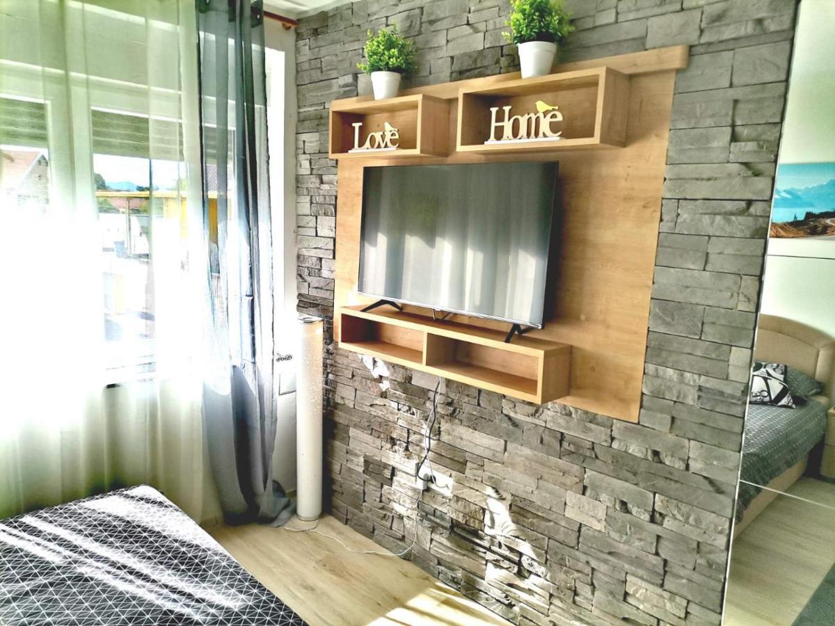 Apartman Anamaria Gospić المظهر الخارجي الصورة